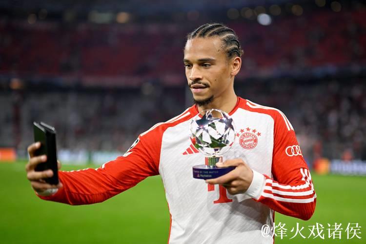 拜仁正式确认萨内加盟 签约5年转会费达4900万 拜仁正式确认萨内加盟 签约5年转会费达4900万